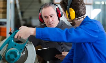  STEVE EDWARDS ATTENDS 2 DAY IOSH HAND-ARM VIBRATION RISK ASSESSMENT & MANAGEMENT COURSE